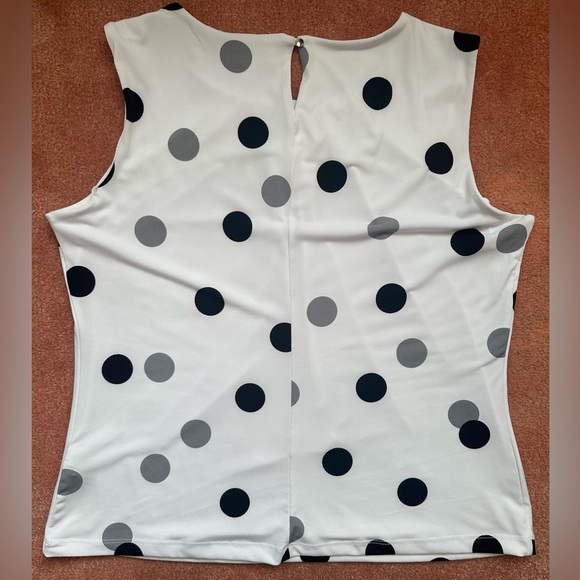 Women’s Calvin Klein Polka Dot Sleeveless Top. - Picture 2 of 4